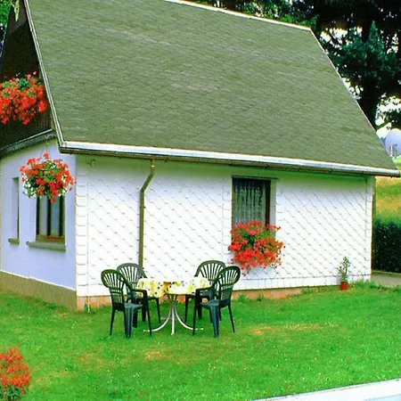 Sunlit Retreat With Garden, Cleaning Included Σπίτι διακοπών Altenfeld (Thuringia)