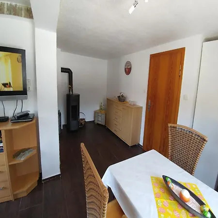 Sunlit Retreat With Garden, Cleaning Included Σπίτι διακοπών Altenfeld (Thuringia)